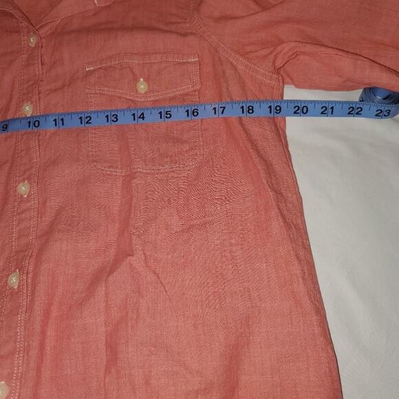 Old navy medium womens button down shirt - Picture 3 of 8